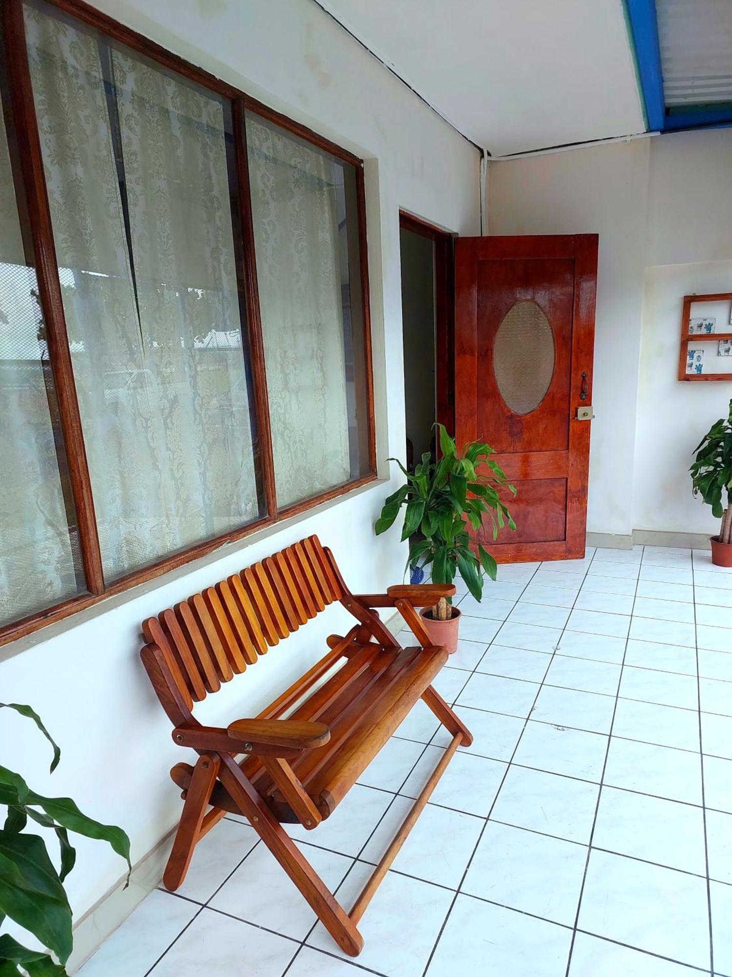 Casa Equipada En El Centro De Puntarenasヴィラ エクステリア 写真