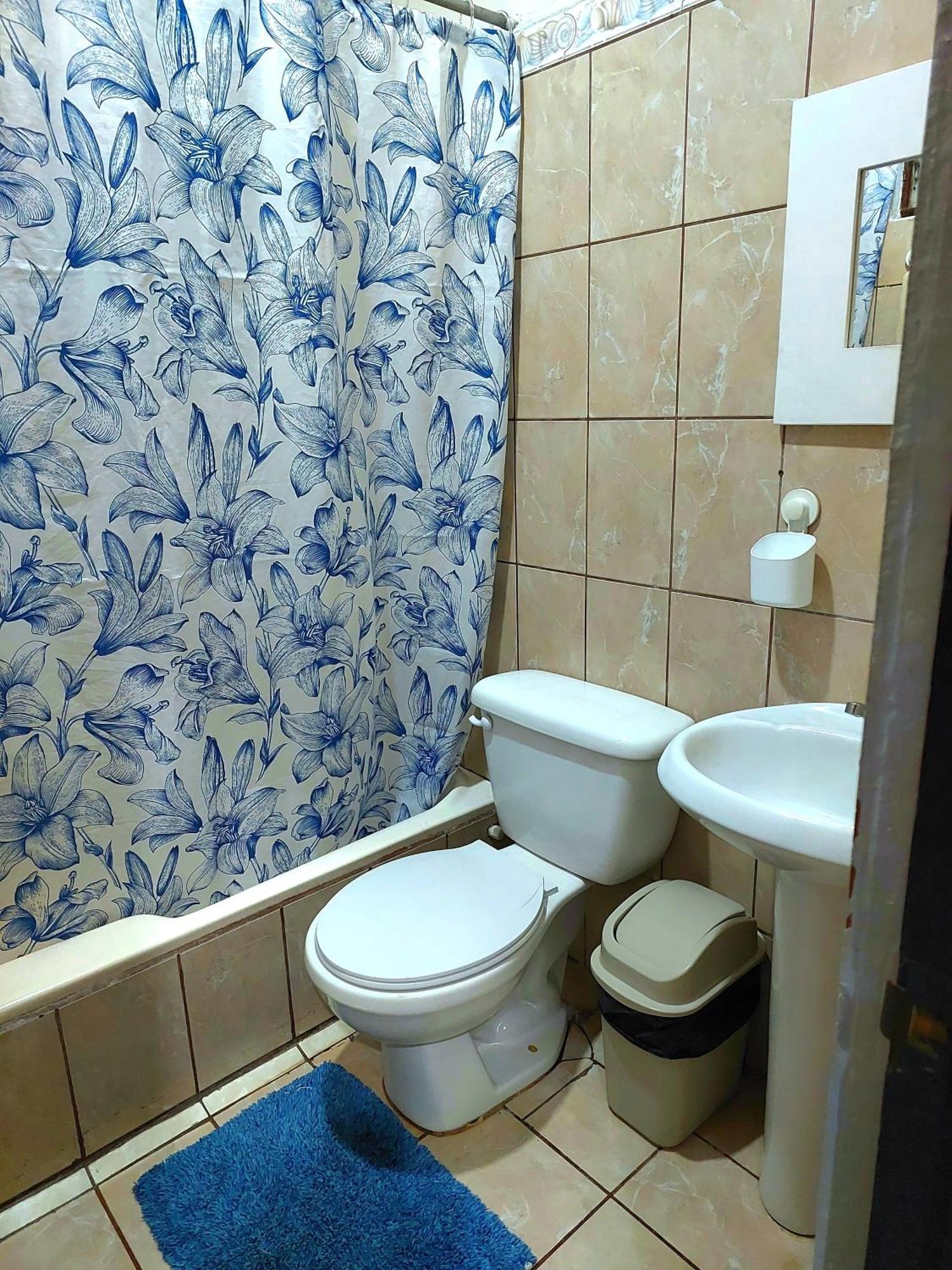 Casa Equipada En El Centro De Puntarenasヴィラ エクステリア 写真